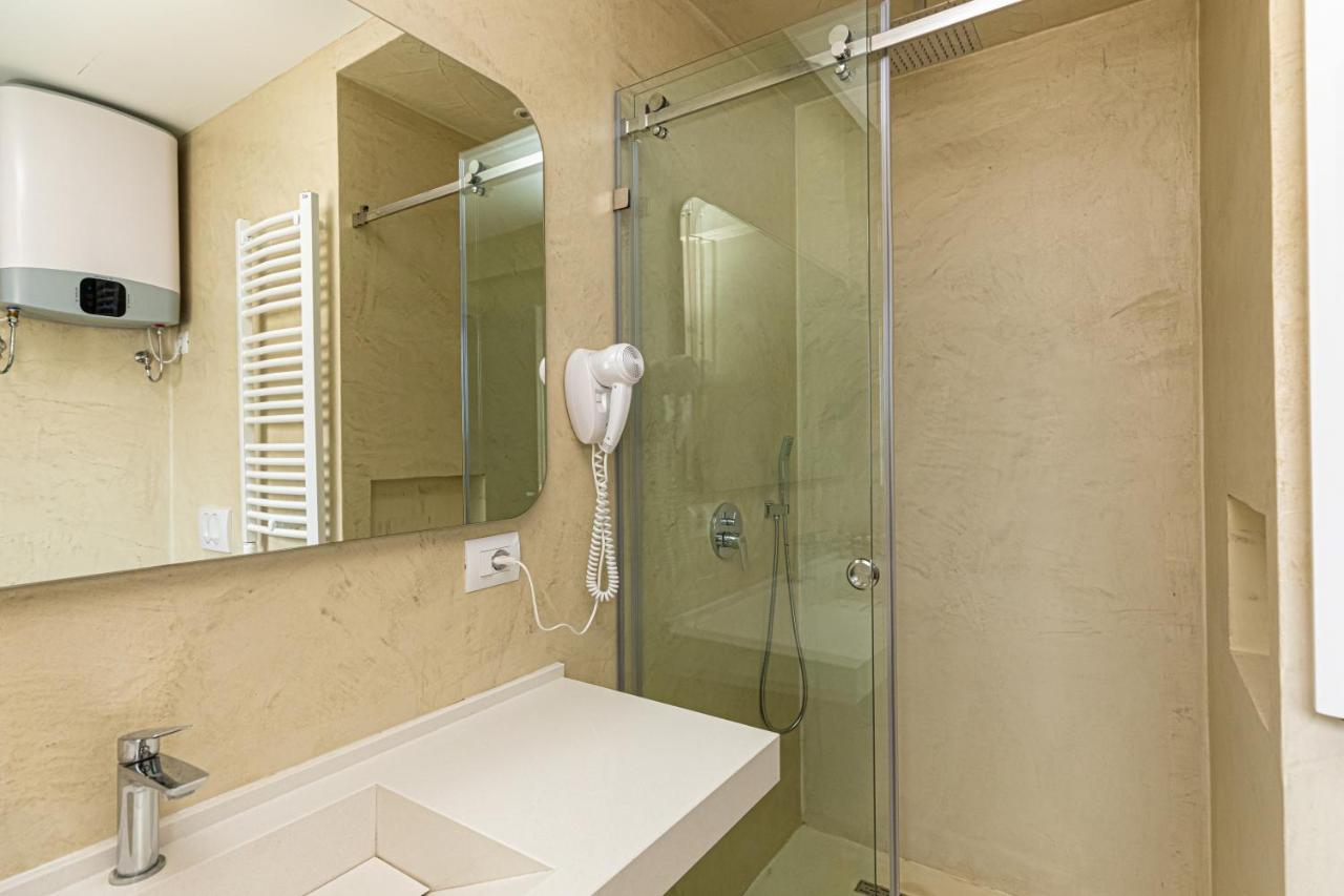 Novus Rooms Vlorë Εξωτερικό φωτογραφία