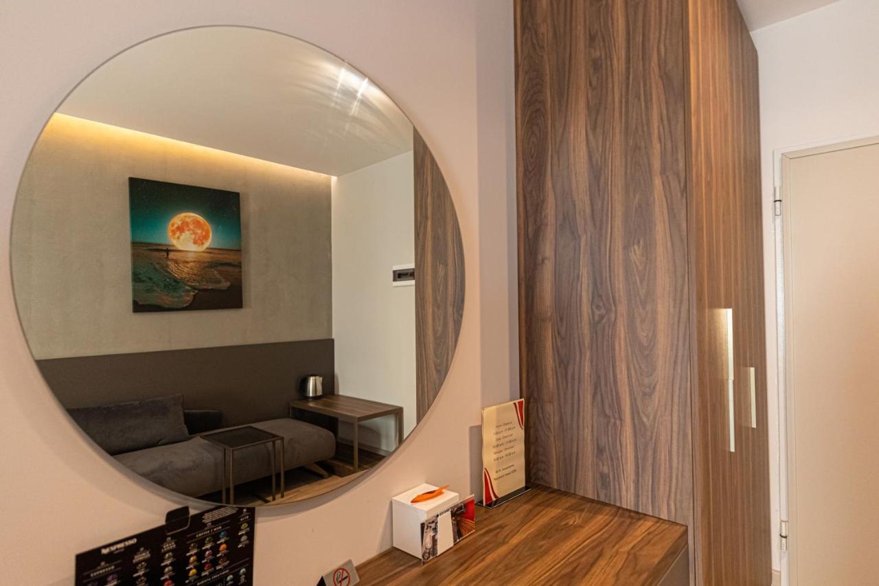 Novus Rooms Vlorë Εξωτερικό φωτογραφία